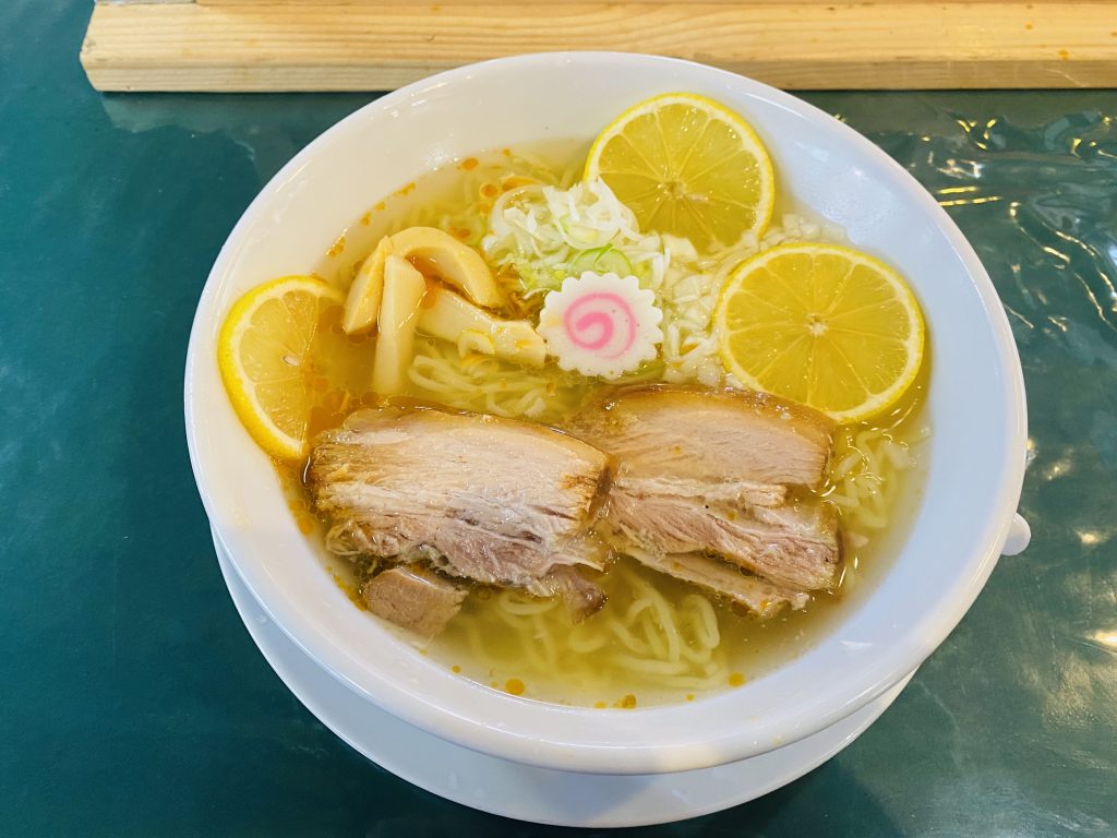 山塩レモンラーメン 裏磐梯山の駅