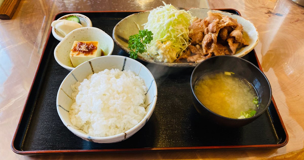 今日のランチは焼肉定食